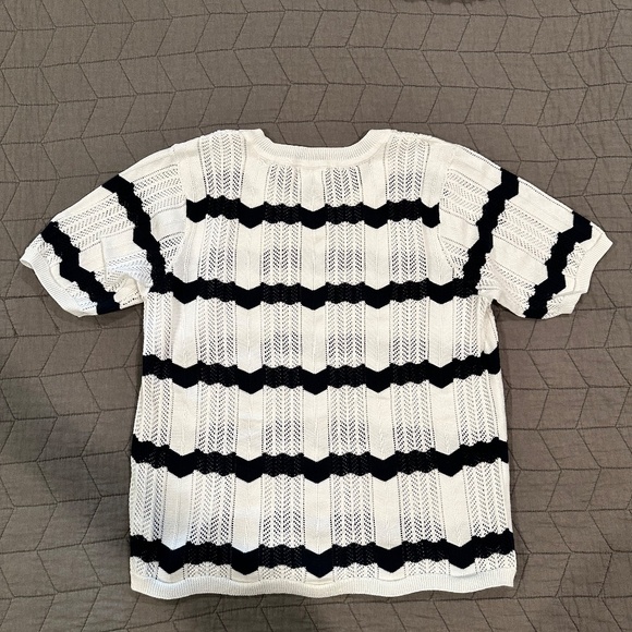 Cabi Nautical Sweater Tee. Spring Season 2024. Size XS. - Picture 4 of 4